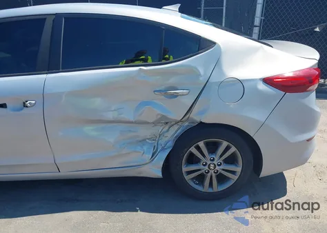 2017 Hyundai Elantra Se/Value/Limited z USA, uszkodzony, nr VIN 5NPD84LF7HH045937